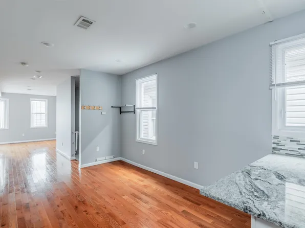 164 Avenue B image 8 of 18