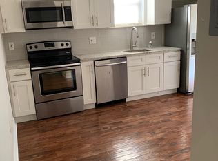1422 Dickinson St, Philadelphia, PA