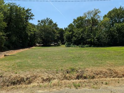 W Park Ave, Checotah, OK, 74426