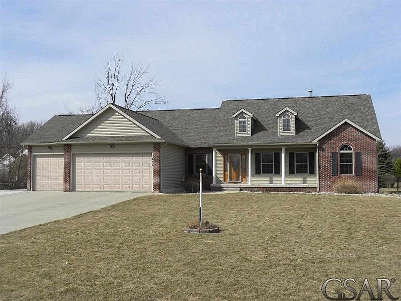 1st image of 152 Clover Brook Dr