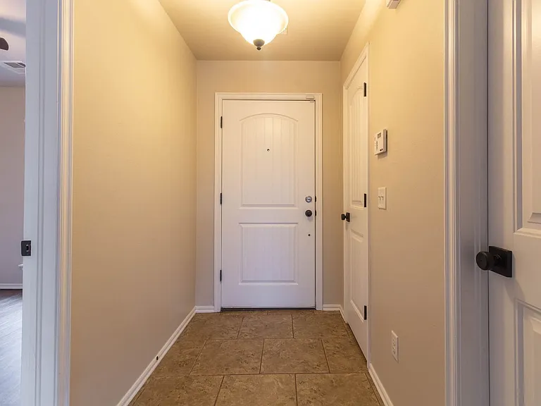 12509 Heritage Oaks Dr — Photo 3