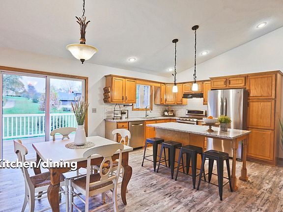 5th image of 245 Green Valley Dr