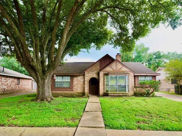 15711 Lone Tree Drive, Houston, TX 77084