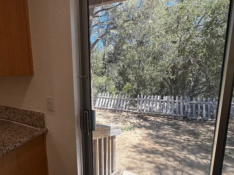 2100 Zermatt Dr — Photo 22