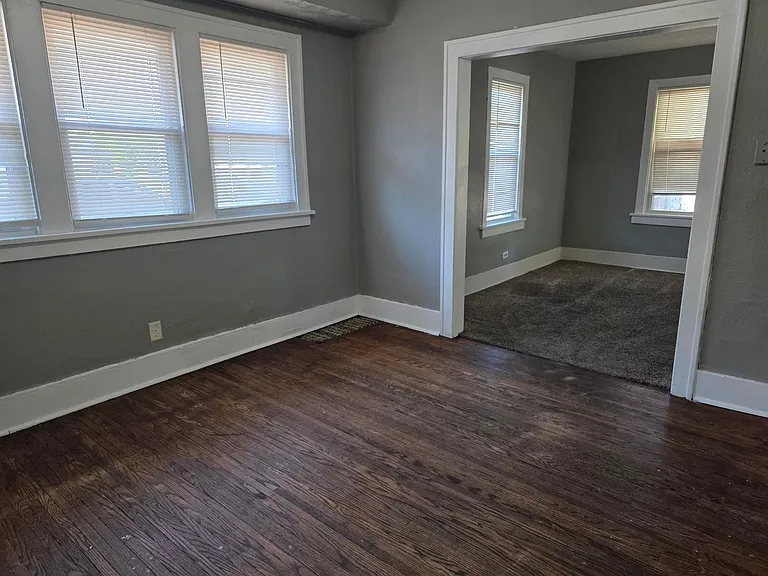 1308 Princeton Blvd — Photo 4
