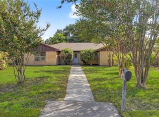 1817 Medina Dr, College Station, TX 77840