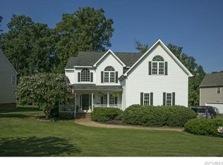 1312 Lomond Dr, Midlothian, VA 23114