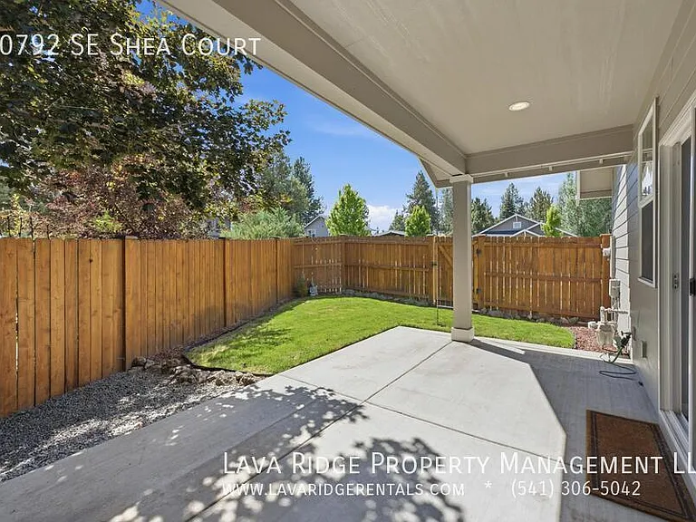 20792 SE Shea Ct — Photo 35