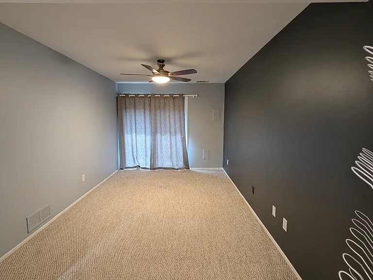 721 Skynob Dr — Photo 17