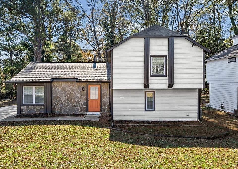 1st image of 2468 Leslie Brook Dr