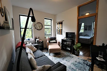 Rented by Best Apartments North Inc