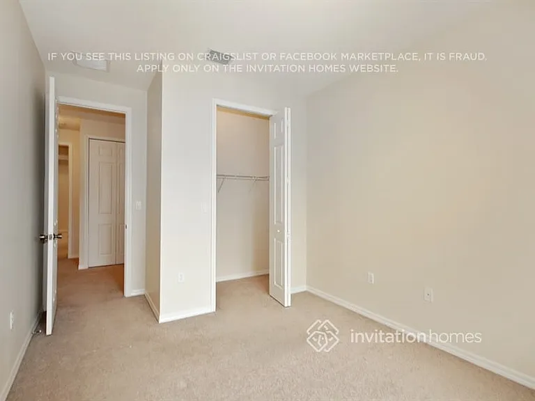 627 NE 35th Ave — Photo 14