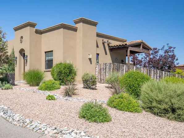 2901 Viale Ct, Santa Fe, NM 87505
