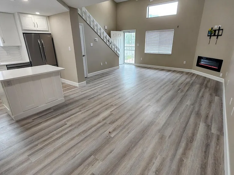 304 Wilson Ave — Photo 7