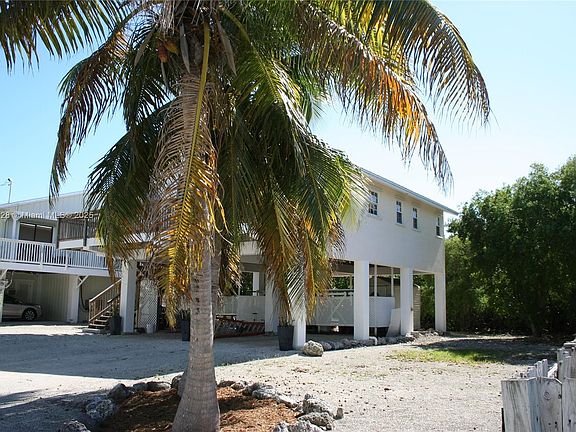 2nd image of 150 Peace Ave