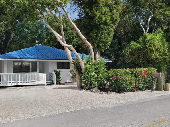 252 Bay Dr, Key Largo, FL 33037