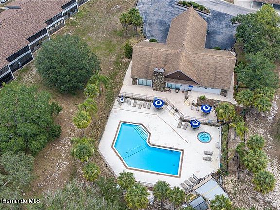 3rd image of 6653 River Run Blvd