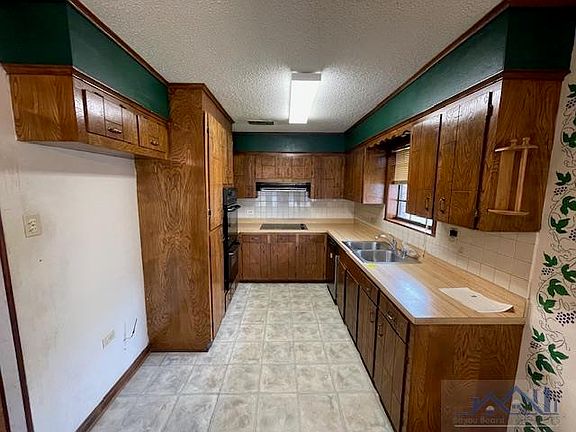 4th image of 3011 Copasaw Dr