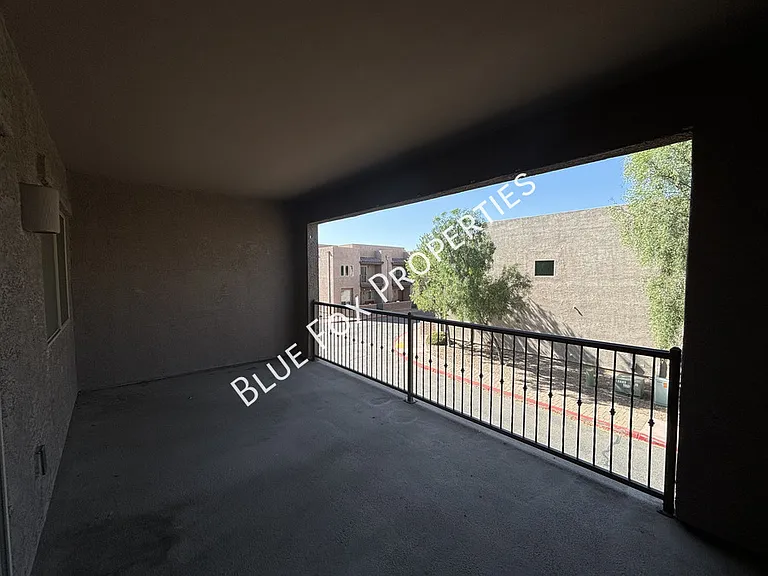 4170 N Thurston Ln #101 — Photo 21
