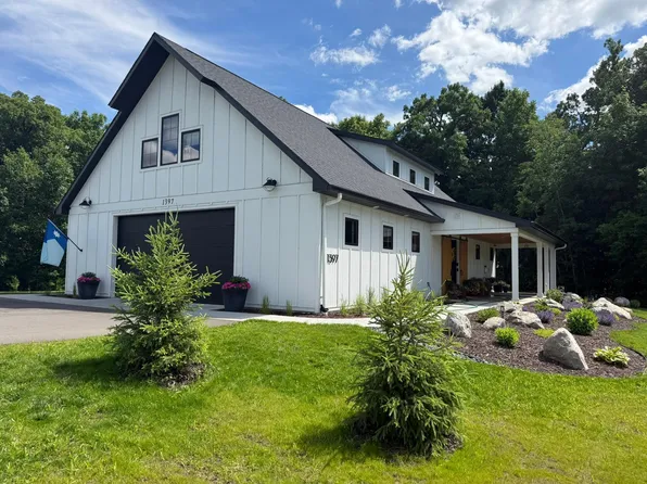 1397 Burroughs Rd, Detroit Lakes, MN 56501