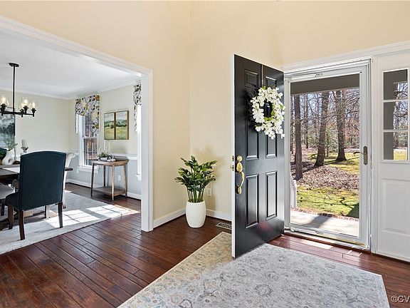 5th image of 12156 Fox Mill Run Ln