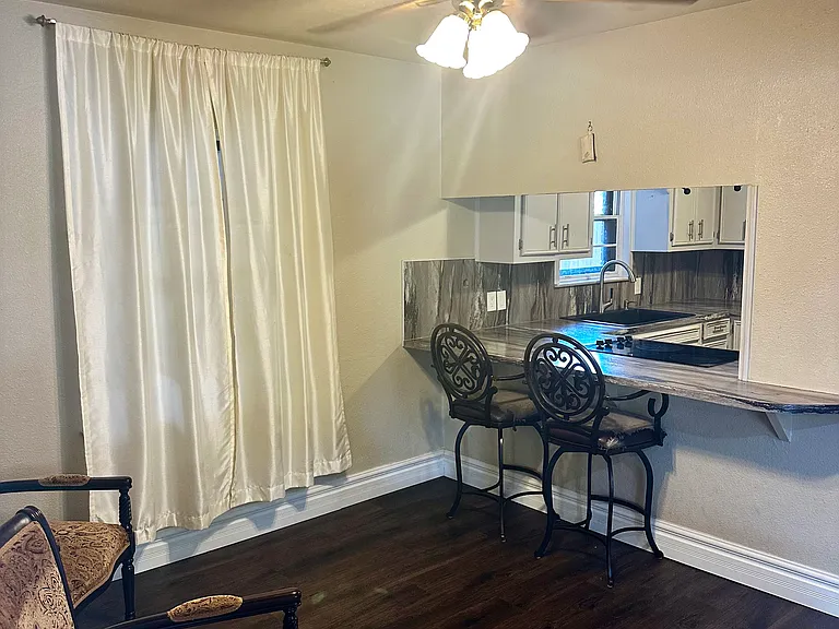 35 Mill Ct — Photo 14