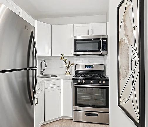 4th image of 3333 Broadway APT E13d