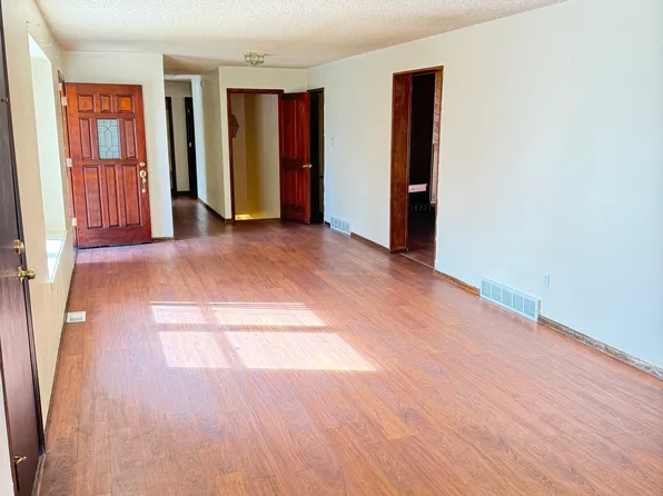 11009 E Colorado Dr, Aurora, CO 80012