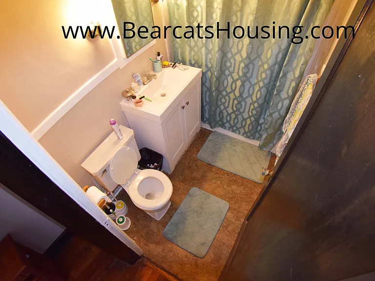 32 Edwards St — Photo 3