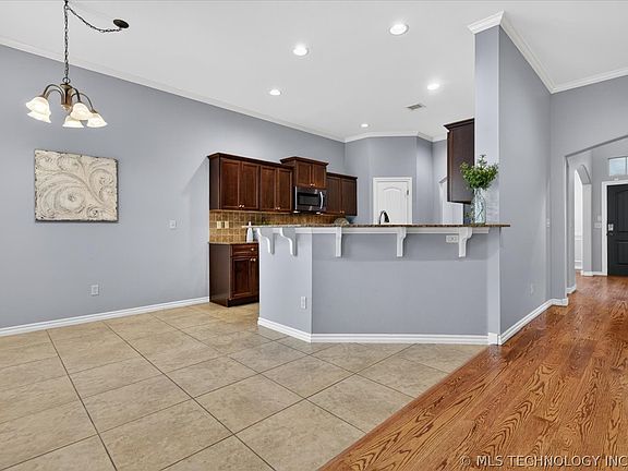 5th image of 2316 Jefferson Rd