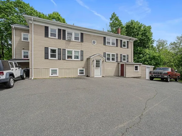 160 East St, Foxboro, MA 02035