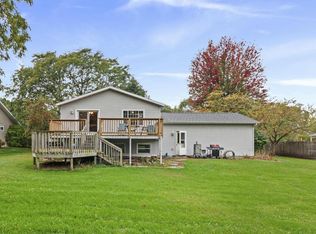 821 Dorothy Dr, Portage, WI 53901