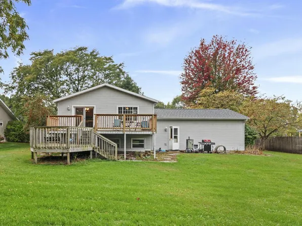 821 Dorothy Drive, Portage, WI 53901