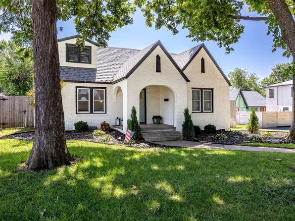 1547 S Columbia Pl, Tulsa, OK 74104