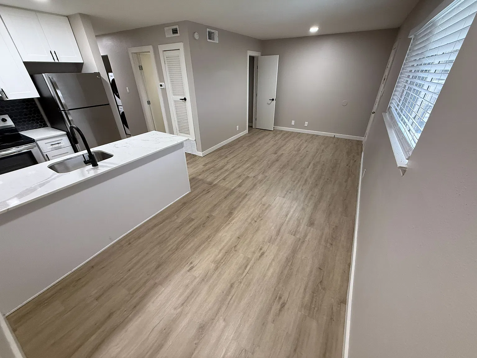 2 bed, 795 sqft, $1,495 — Photo 2