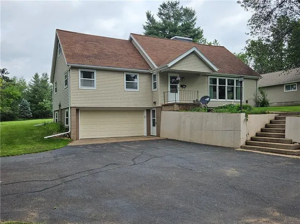 101 Park Avenue, Ladysmith, WI 54848