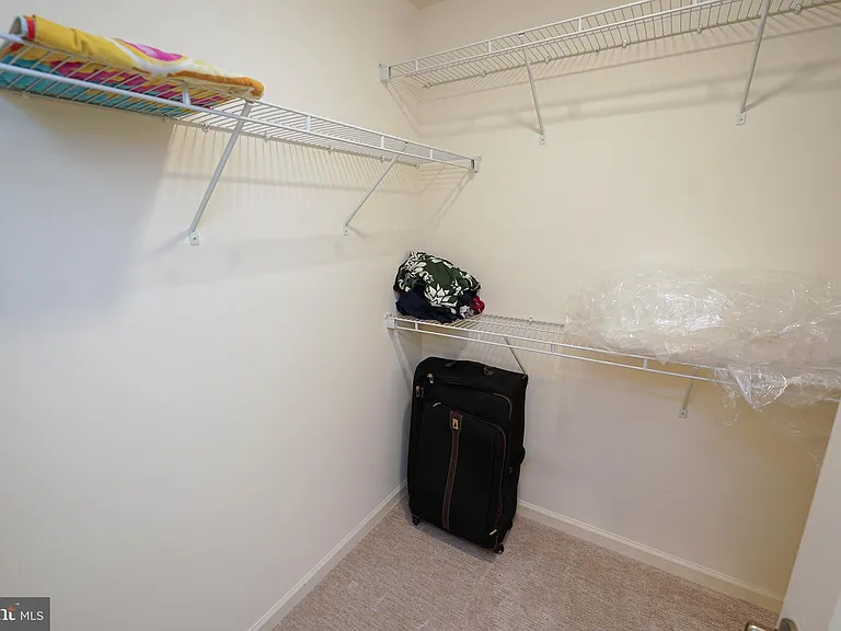 414 Waterfield Ct — Photo 44