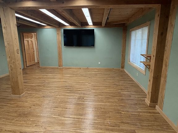 2nd image of 1215 Main St Suite 111