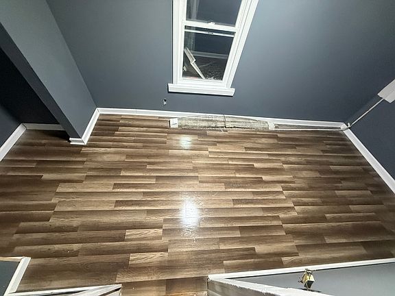 4th image of 116 Earl St Floor 3