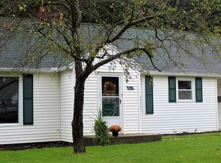 601 W Orange St, Greenville, MI