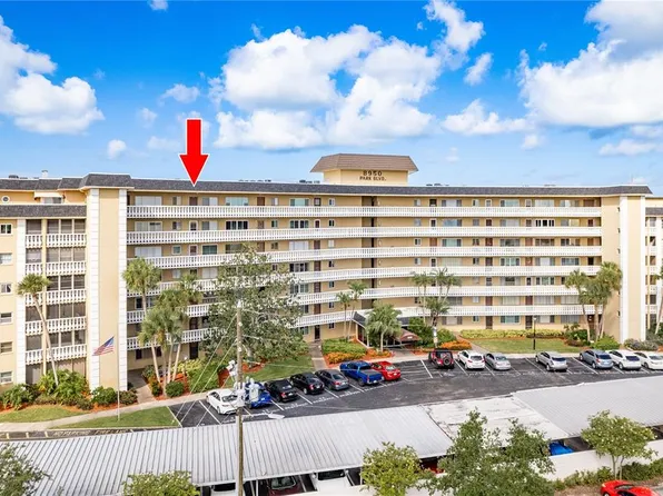 8950 Park Blvd APT 702, Seminole, FL 33777