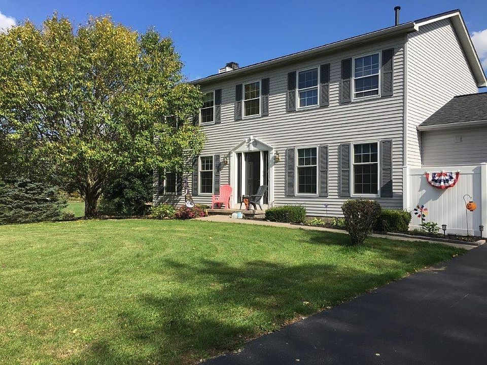 1st image of 2 Knollwood Dr