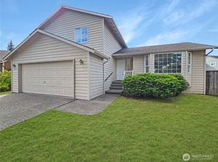8222 63rd Dr NE, Marysville, WA 98270