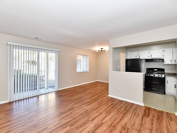 4th image of 3417 N Rybolt Ave #Ry-3521d