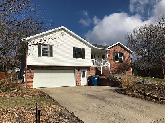 2nd image of 705 Shawn Dr