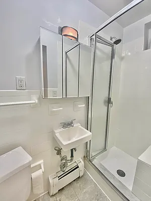 Rented by Waverly Realty Associates | media 27