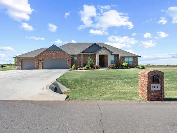 1019 Whispering Meadows Ln, Tuttle, OK 73089