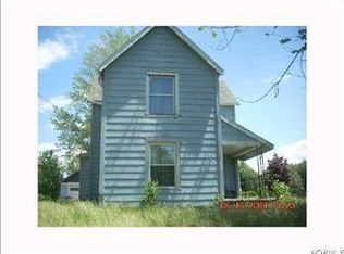 668 Beaver St, Conneaut, OH 44030