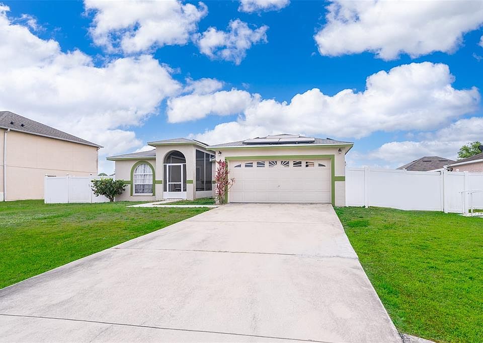 1st image of 709 Camel Ct