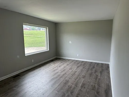 803 King Dr Photo 1